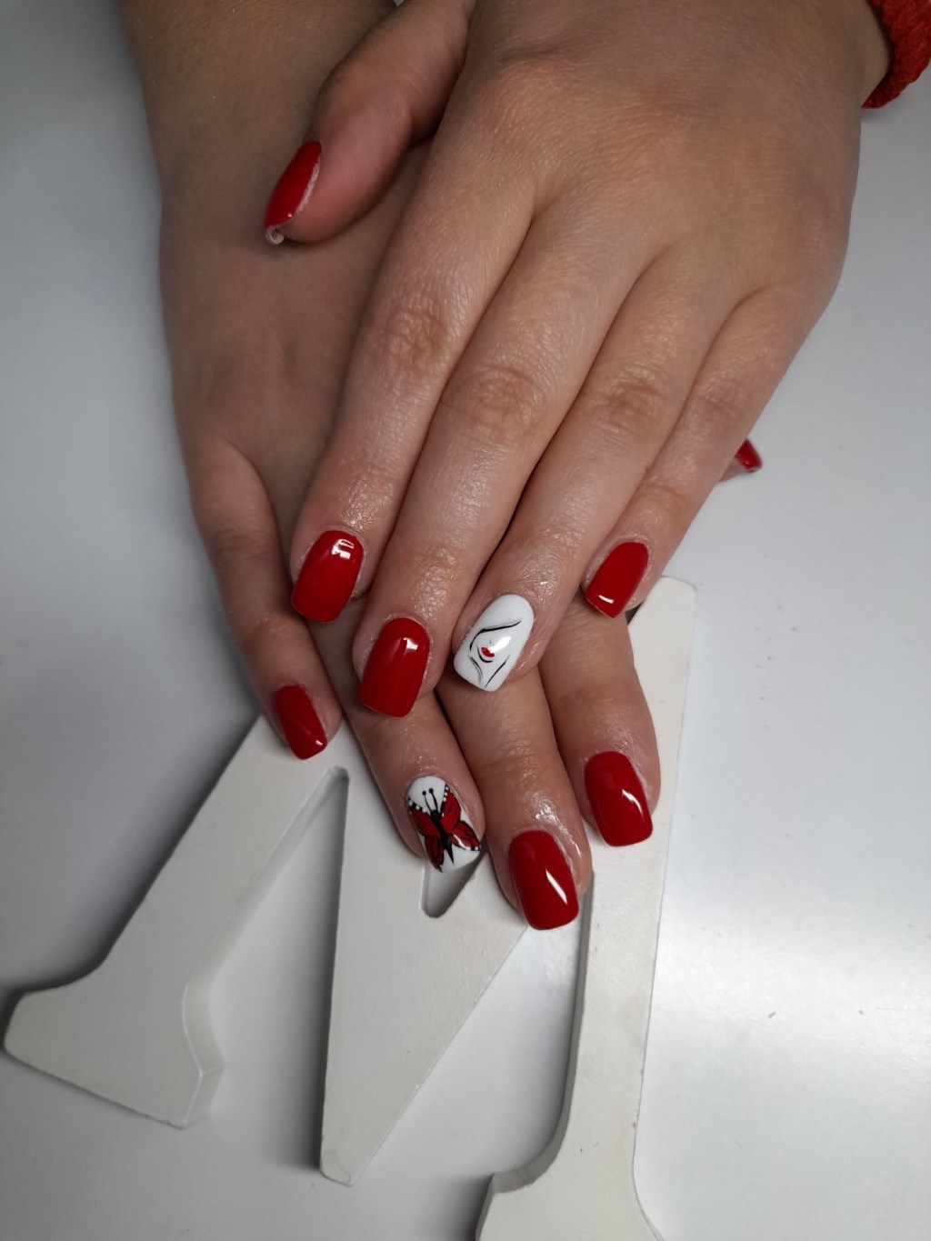 Lepa i sredjena u&nbsp;trudnoći